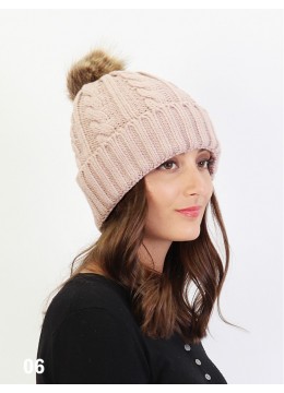 Cable Knitted Hat W/ Removable Pom Pom (Plush Inside) /Pink